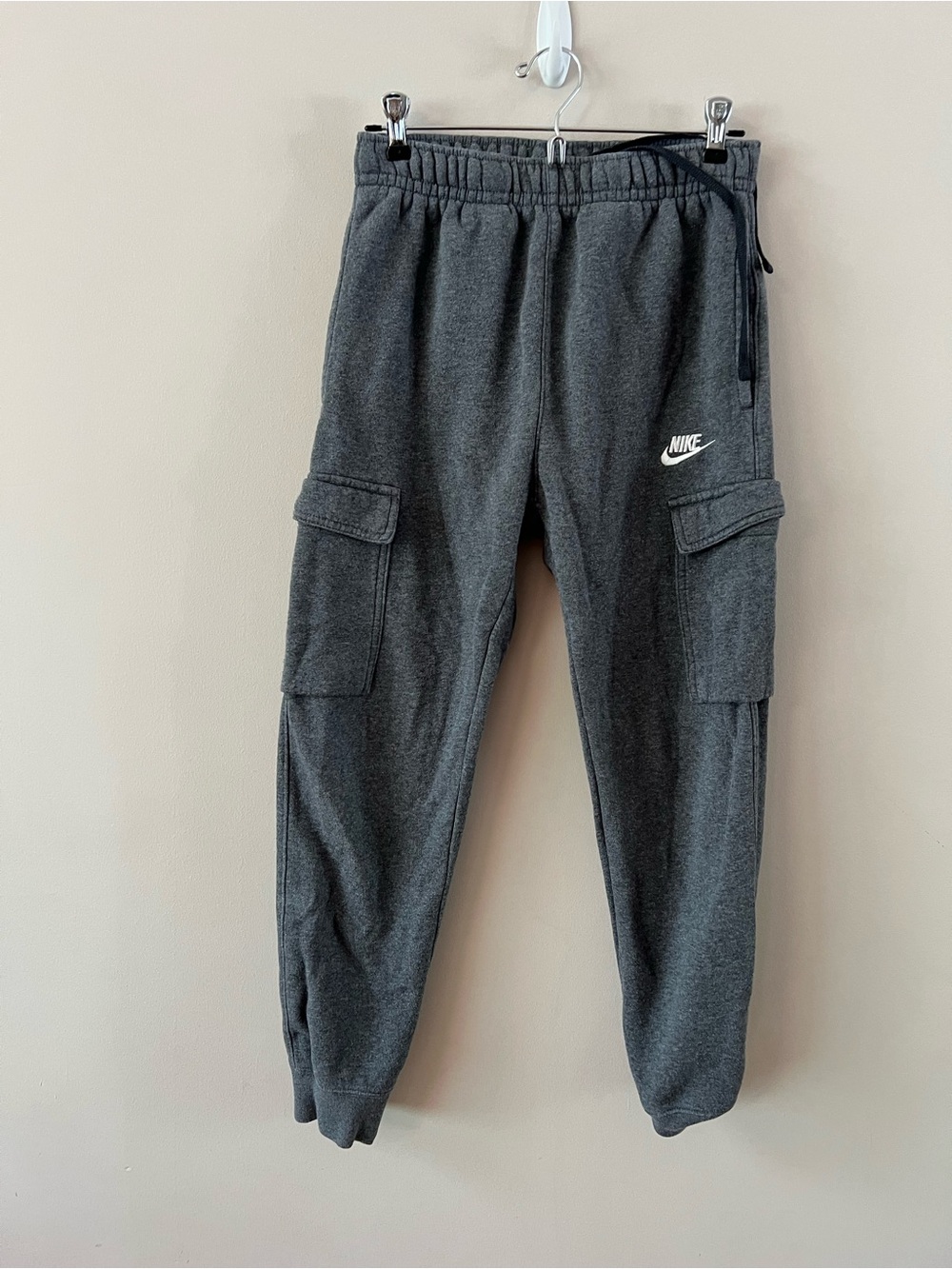 Nike Dark Gray Cargo Sweatpants jogger with White Logo Mens size xs